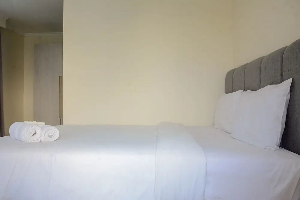 Джакарта: Great Location Studio at Menteng Park Apartment