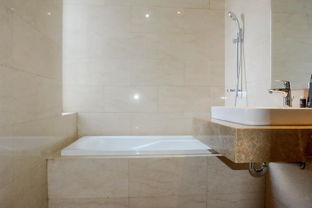Джакарта: Great Location Studio at Menteng Park Apartment