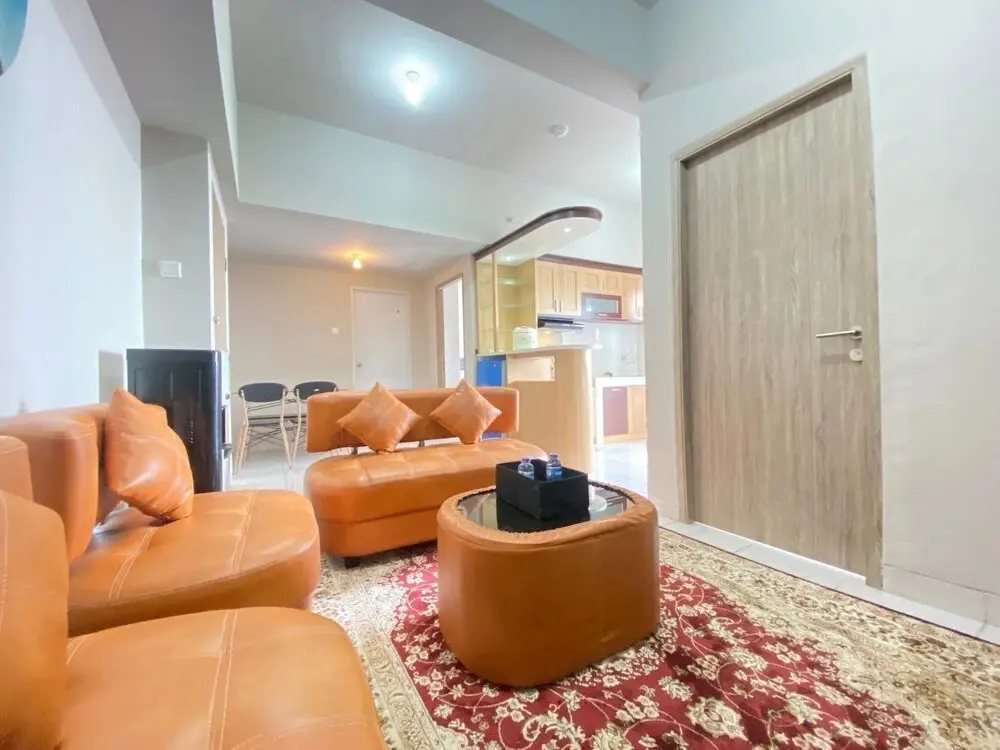 Бандунг: Comfy 2BR Apartment at Newton Residence near Tol Buah Batu