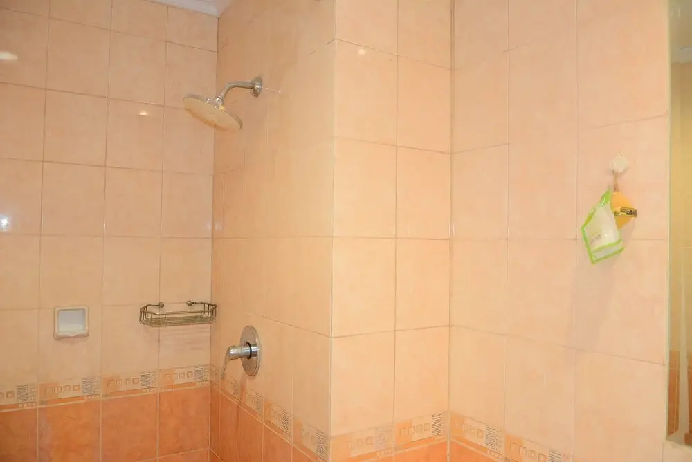 Джакарта: Simple and Comfortable 2BR at City Home MOI Apartment