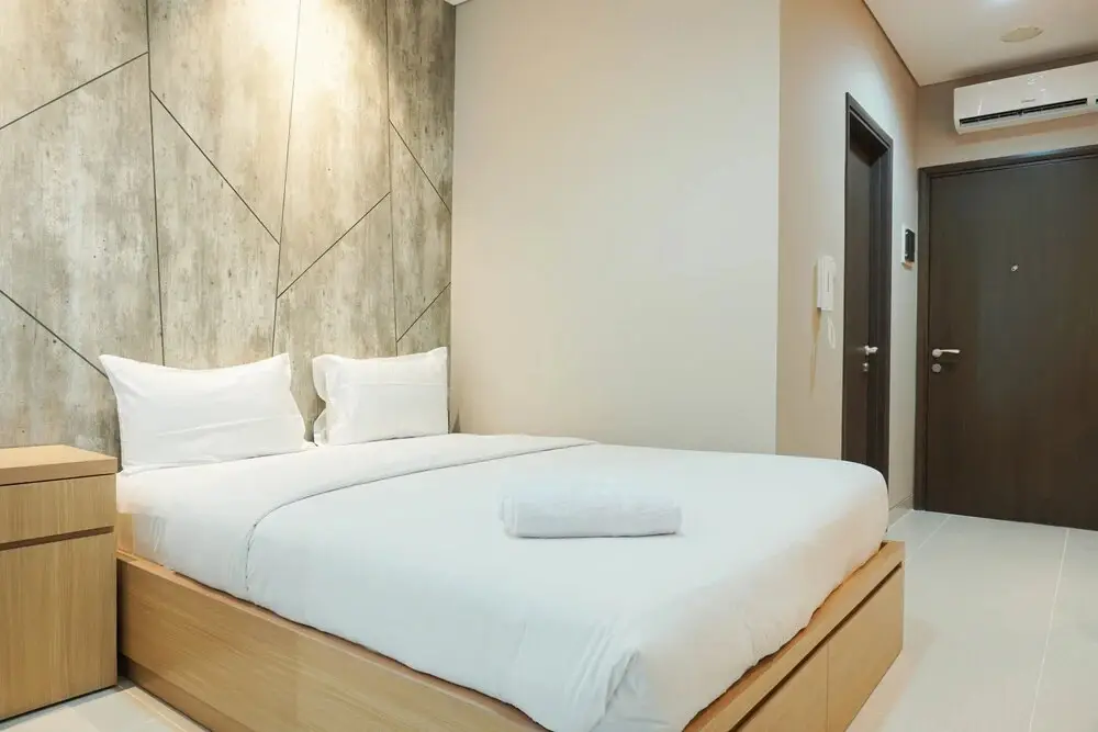 Brand New and Modern Studio at Ciputra International Apartment — фото 1