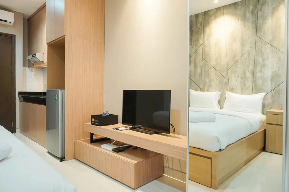 Джакарта: Brand New and Modern Studio at Ciputra International Apartment