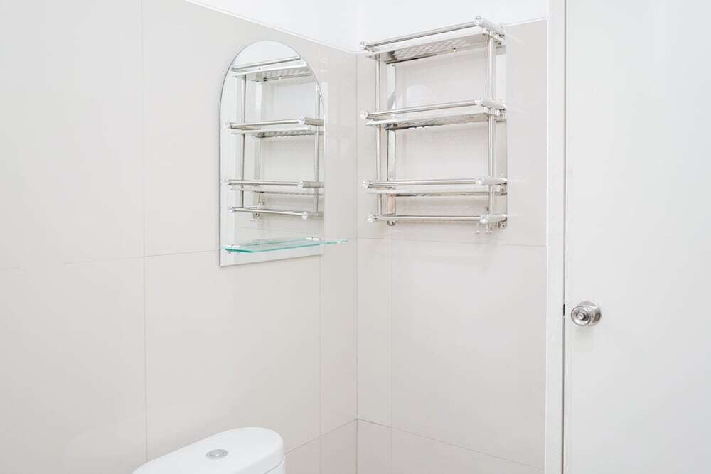 Южный Тангеранг: Dapper 2BR at Baileys Apartment