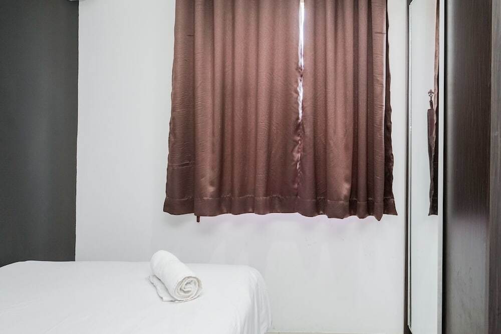 Южный Тангеранг: Dapper 2BR at Baileys Apartment
