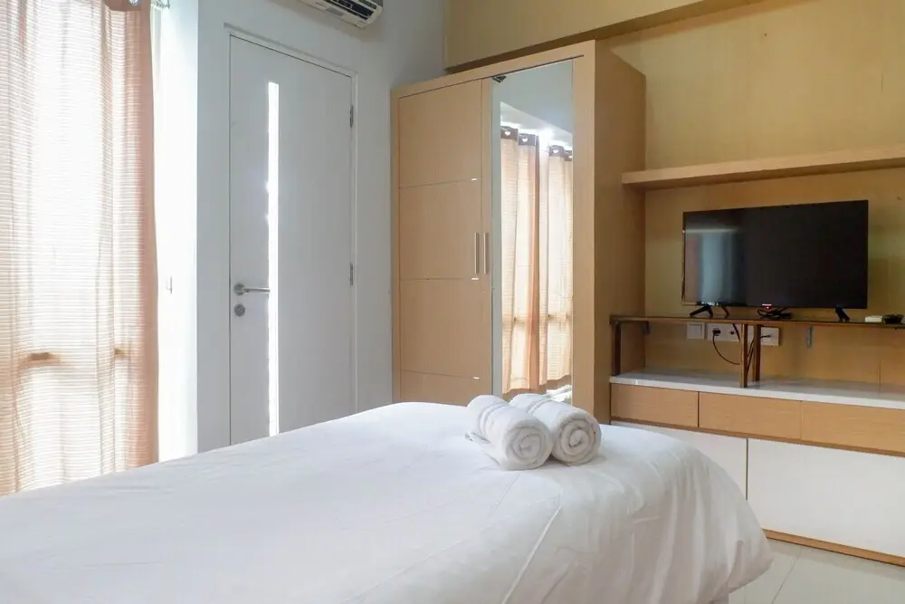 Сурабая: Best Price & Cozy Studio at The Square Apartment Surabaya