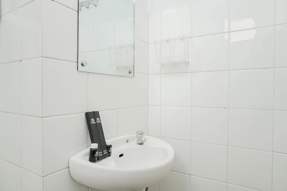 Джакарта: Comfortable 2BR Apartment at Kebagusan City