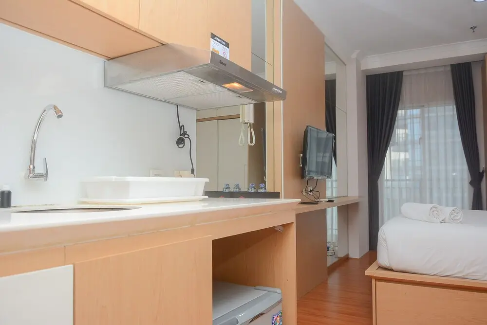 Джакарта: Comfort and Stylish Studio Signature Park Tebet Apartment