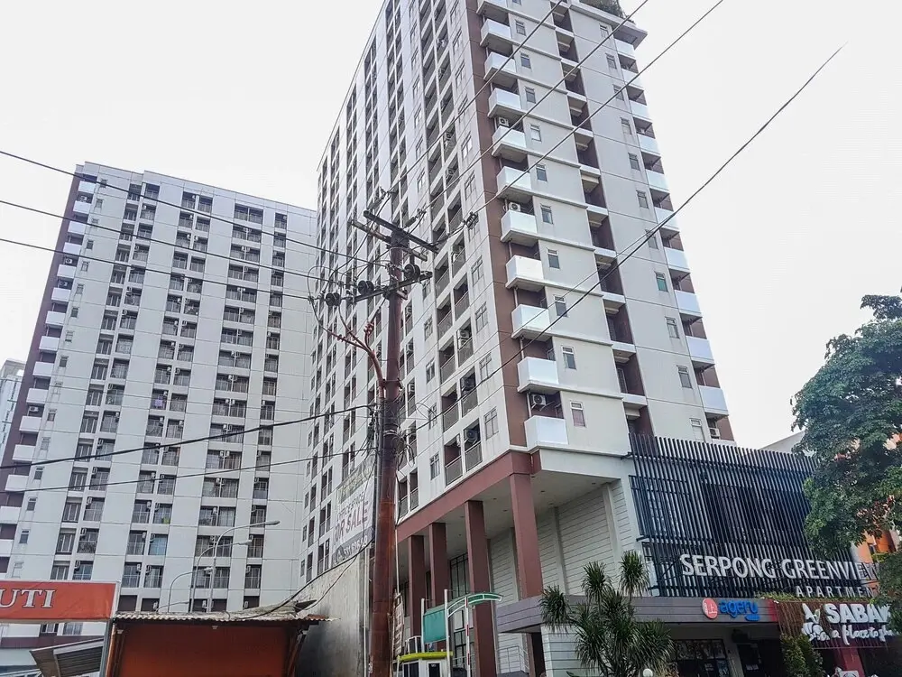 Южный Тангеранг: Spacious and Nice 2BR Serpong Greenview Apartment