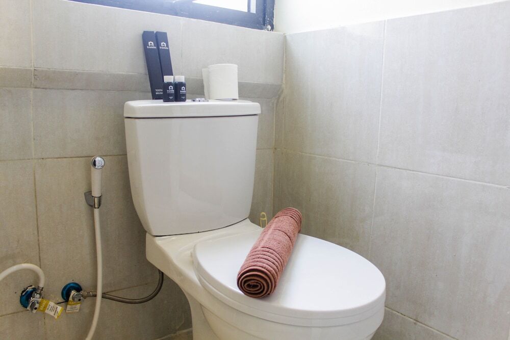 Сибату: Homey and Enjoy 2BR at Meikarta Apartment