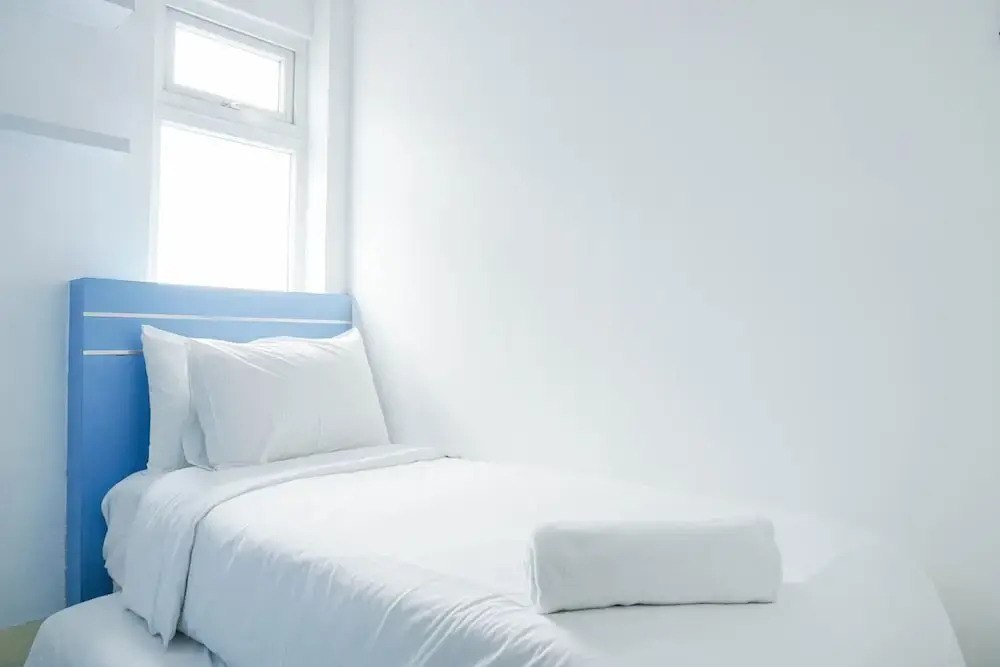 Джакарта: Homey and Fresh 2BR Green Pramuka Apartment