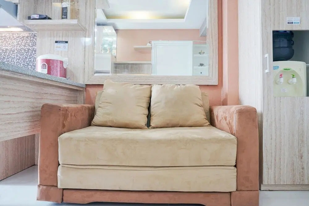 Джакарта: Homey and Fresh 2BR Green Pramuka Apartment