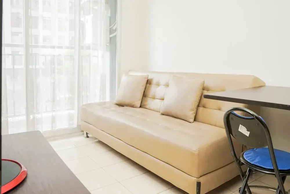 Южный Тангеранг: Sleek 2BR at Serpong Greenview Apartment near BSD