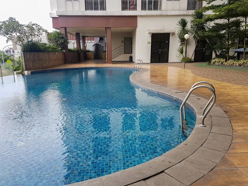 Южный Тангеранг: Sleek 2BR at Serpong Greenview Apartment near BSD
