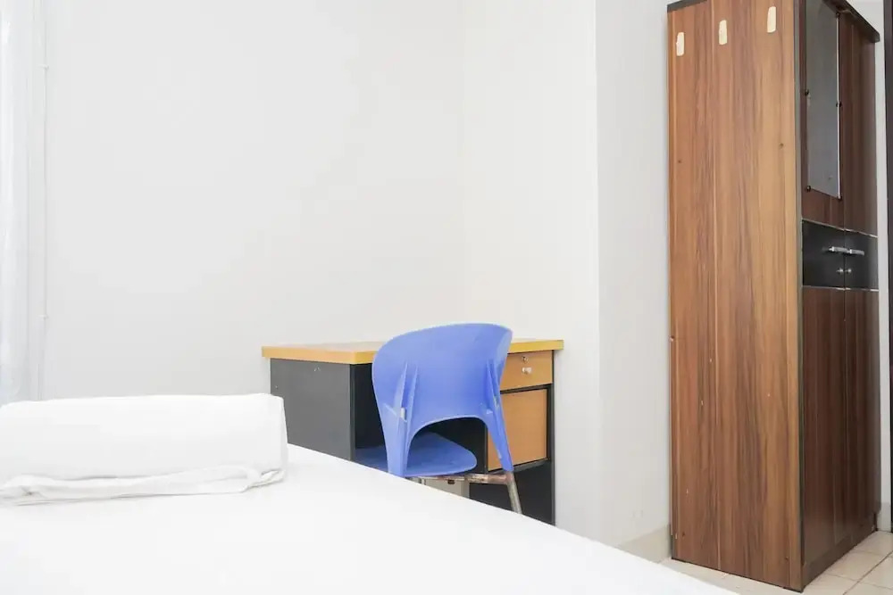 Южный Тангеранг: Sleek 2BR at Serpong Greenview Apartment near BSD
