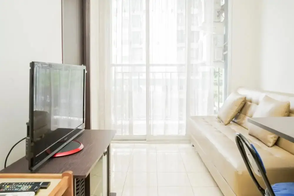 Южный Тангеранг: Sleek 2BR at Serpong Greenview Apartment near BSD