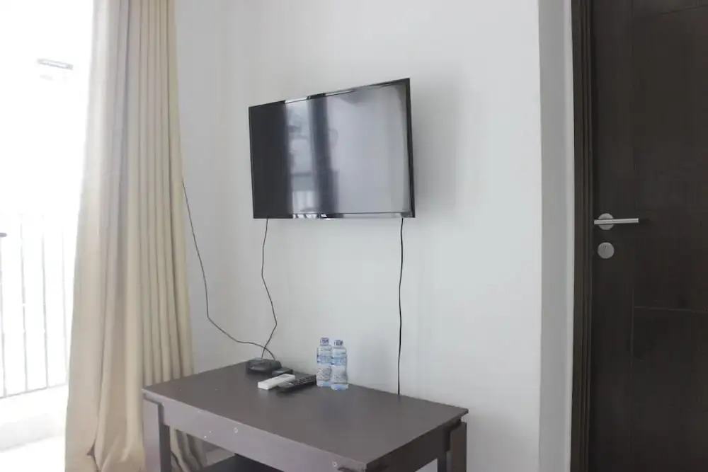 Бандунг: Comfy 2BR Apartment at Mekarwangi Square Cibaduyut