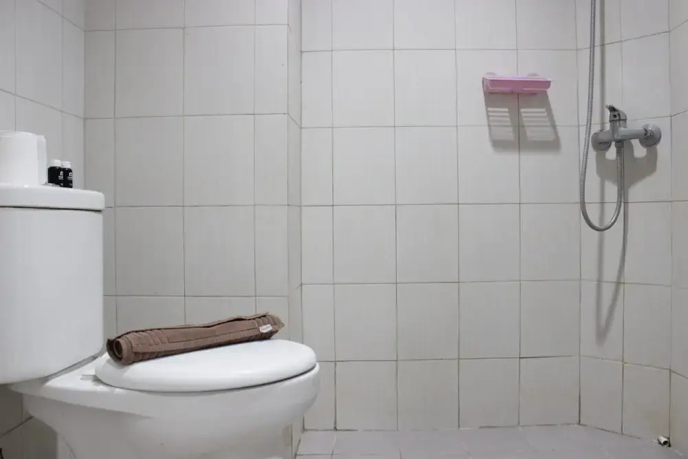 Бандунг: Comfy 2BR Apartment at Mekarwangi Square Cibaduyut