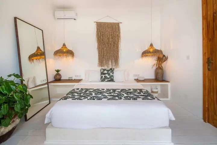 Керобокан: Rustic Interior Design, Private Villa, 3 BR, Umalas With Staff
