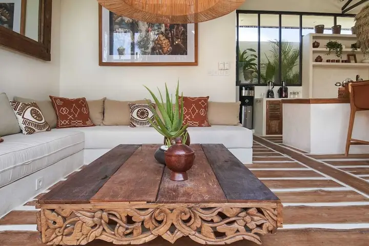 Керобокан: Tropical Design, Private Villa, 3 BR, Umalas