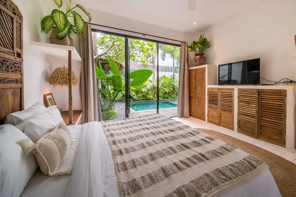 Керобокан: Tropical Design, Private Villa, 3 BR, Umalas