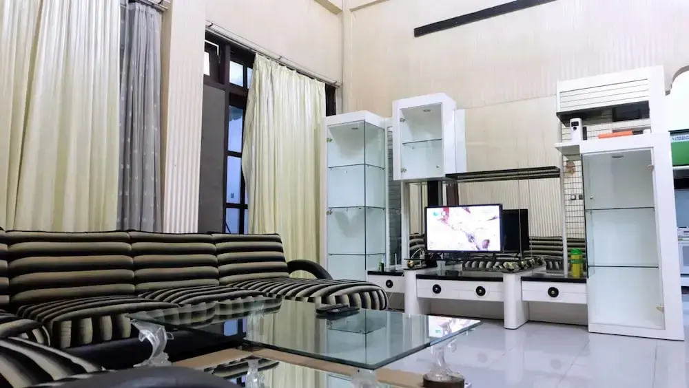 Джокьякарта: Simply Homy Guest House Unit Bintaran