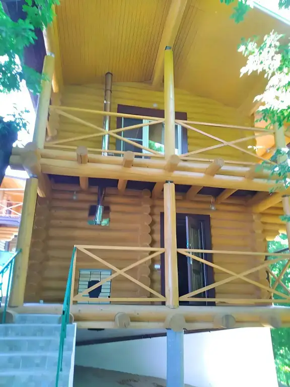 Туапсе: Гостевой Дом Бревенчатый