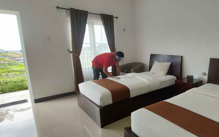 Бату: Amaranta Guest House