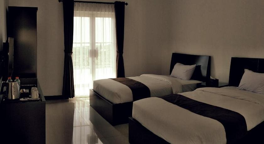 Бату: Amaranta Guest House
