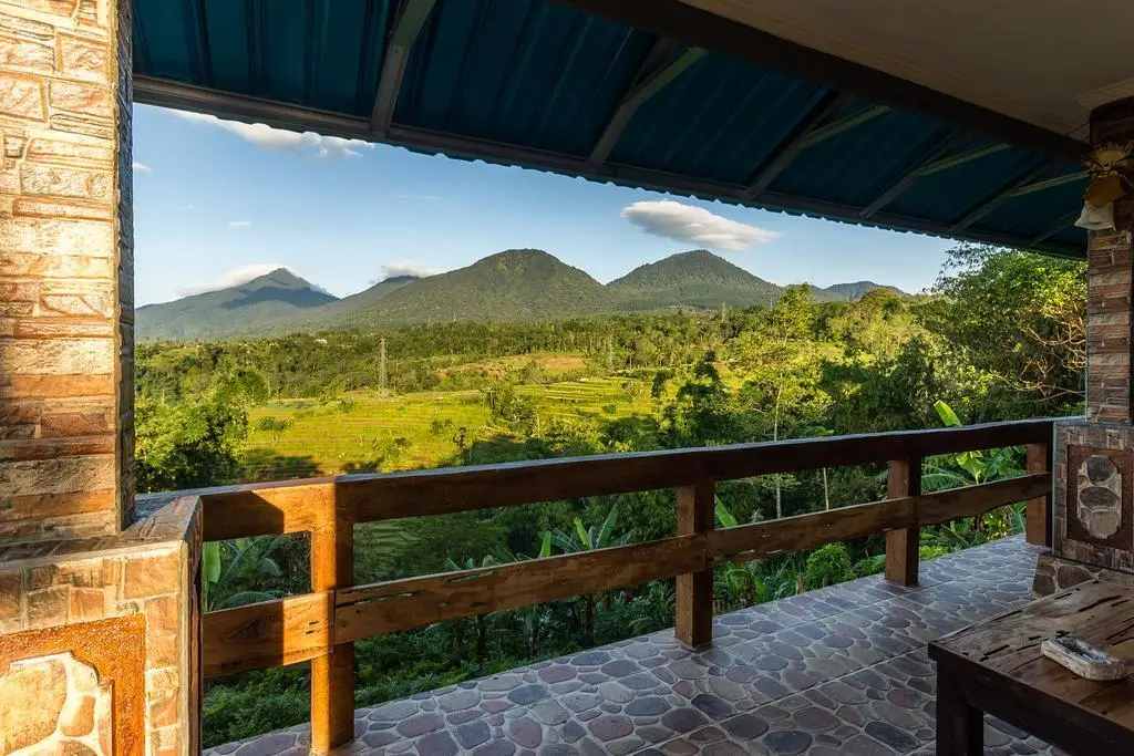 Батурити: Pondok Nyoman Bedugul