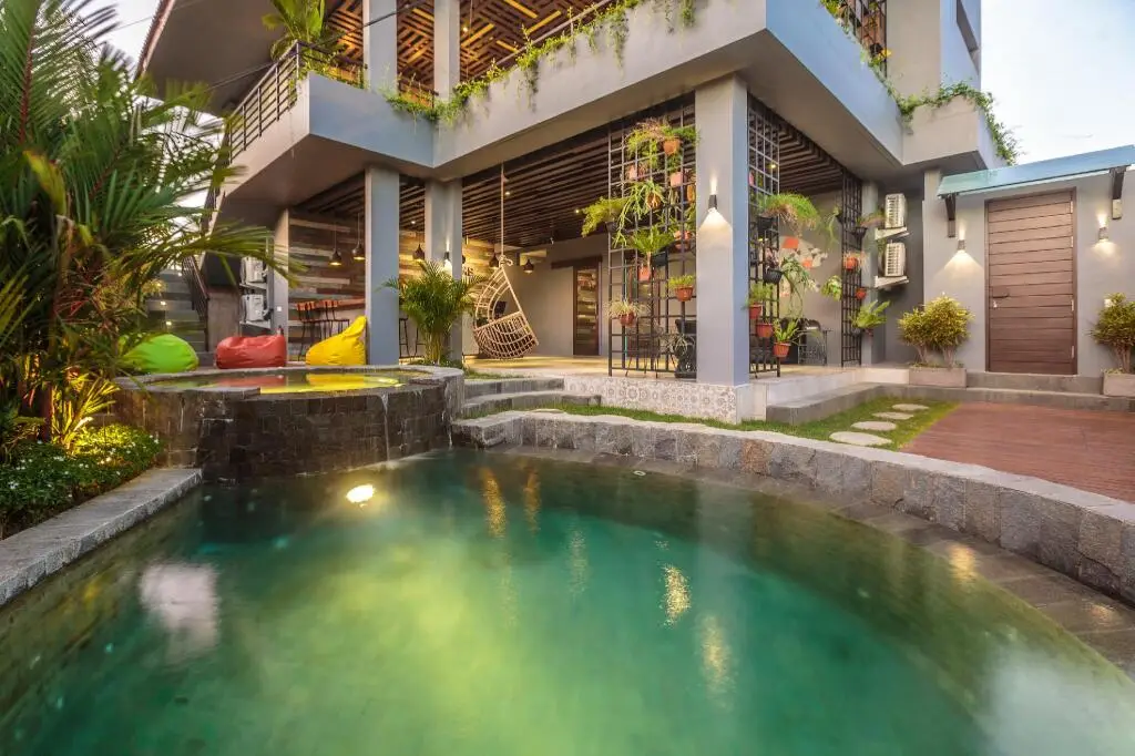 Кута: 7Rooms Seminyak