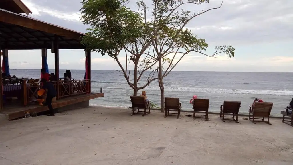 Горонтало: century beach resort gorontalo