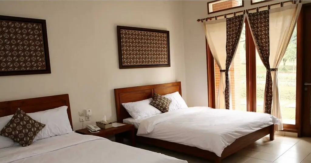 Читарингул: Villa Bukit Pinus