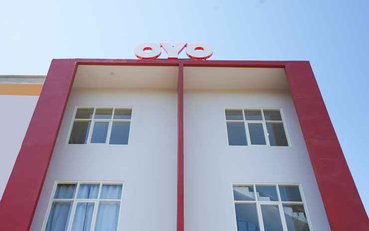 Сурабая: OYO 318 K1 UPN Rungkut Madya