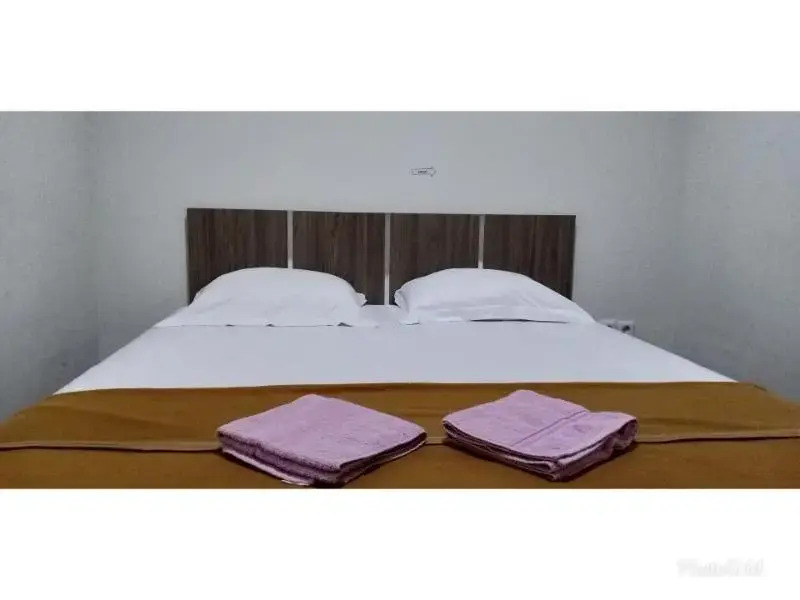 Маланг: Lumiere Guest House