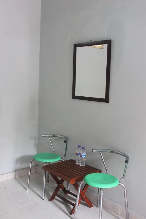 Вайнгапу: Pondok Wisata dan Restoran Elim