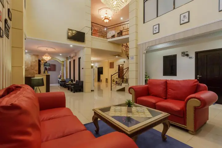 Вори: RedDoorz Plus near Pantai Malalayang Manado