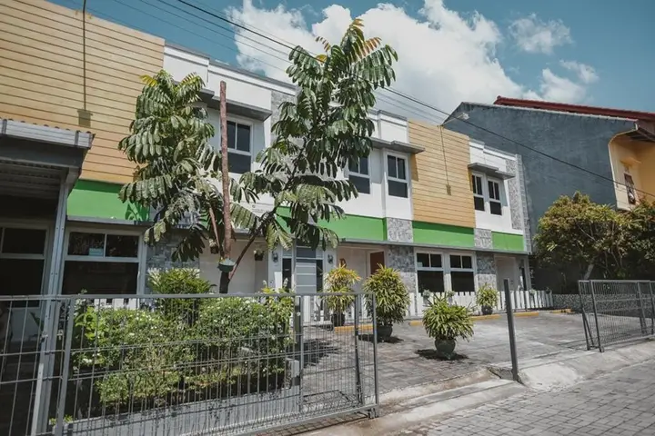 Бангунтапан: RedDoorz near Ambarukmo Yogyakarta