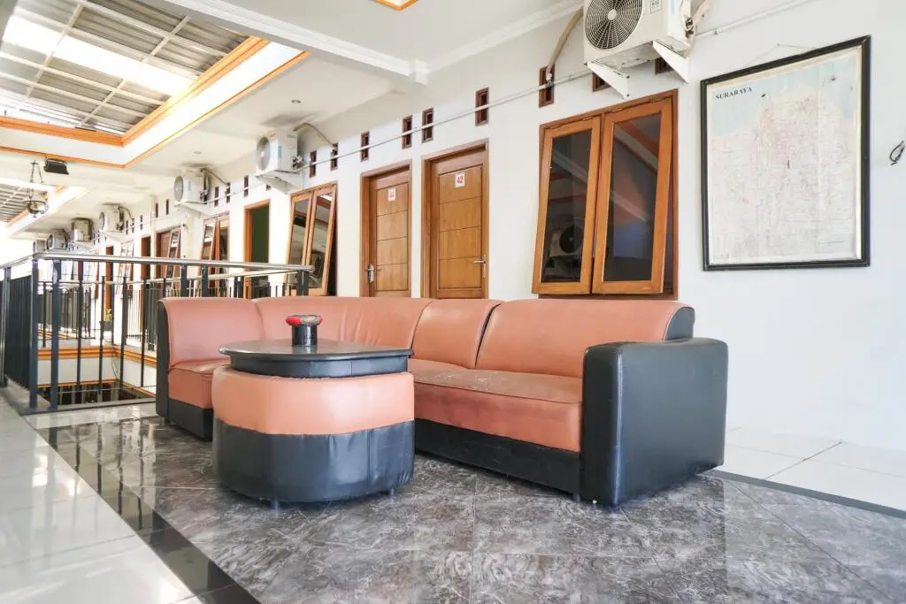 Сурабая: RedDoorz near Juanda International Airport 2