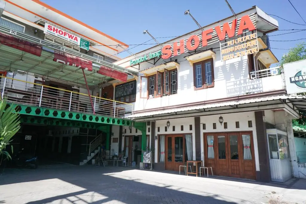 Сурабая: RedDoorz near Juanda International Airport 2