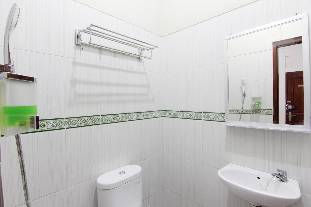 Депок: Omahe Simbah Guesthouse
