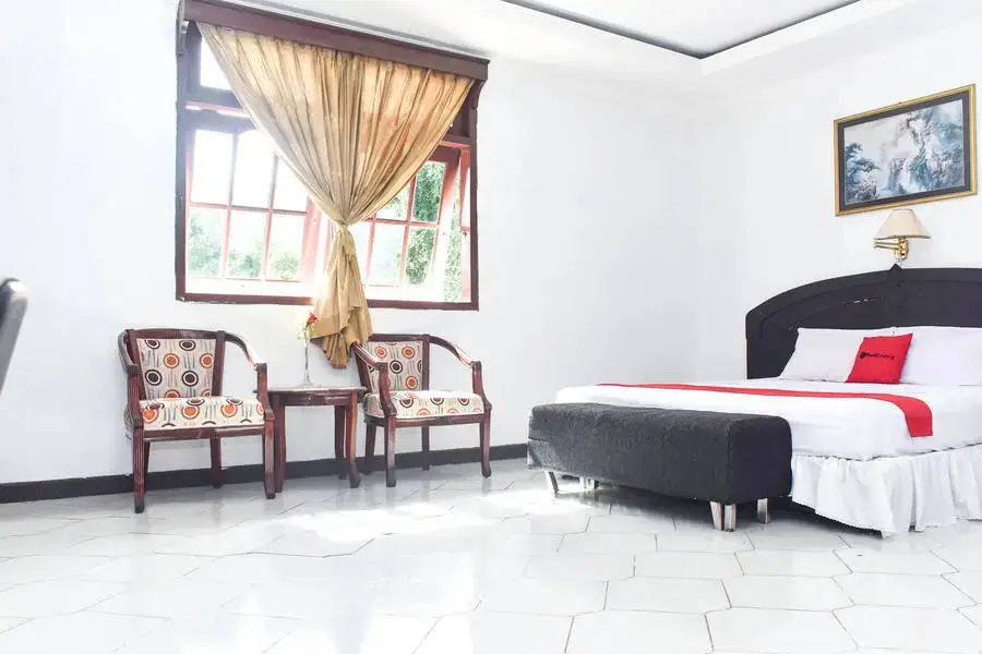 Амбон: RedDoorz Plus @ Tirta Kencana Hotel