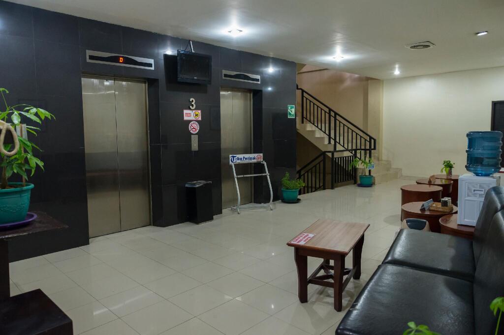 Понтианак: Capital O 988 Hotel Kapuas Dharma 2
