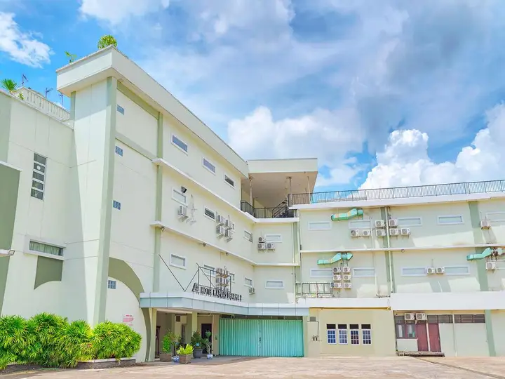 Понтианак: Capital O 988 Hotel Kapuas Dharma 2