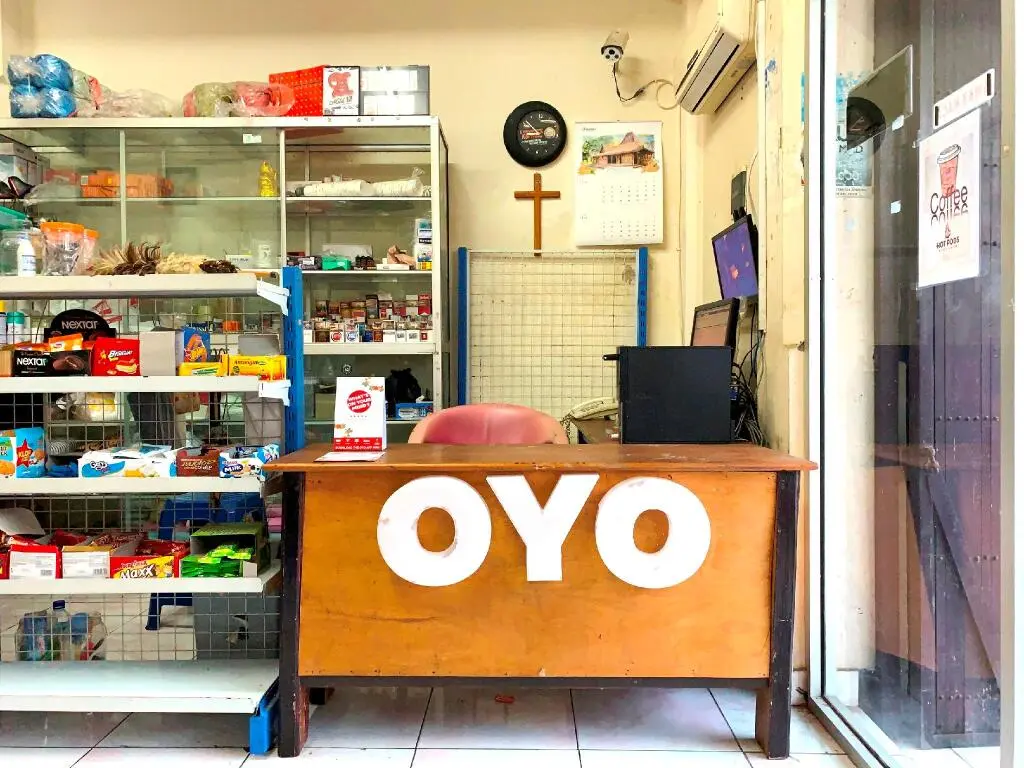 Матарам: OYO 960 Kost and Homestay 911