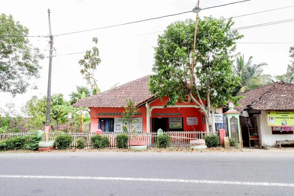 Пагерхарджо: Jagad Homestay
