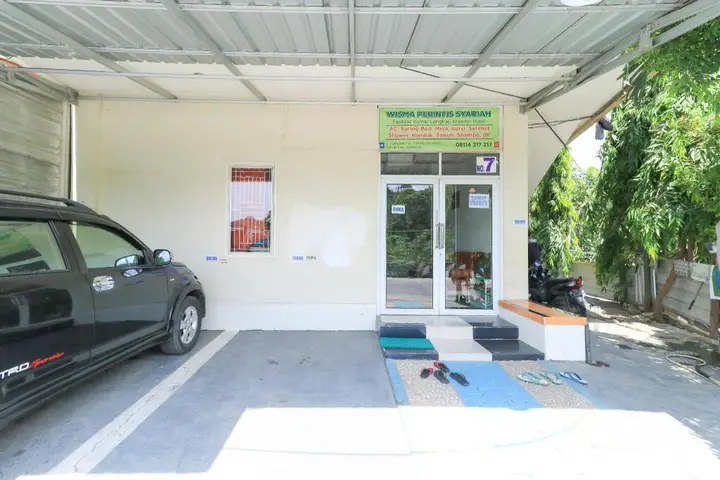 Макассар: Wisma Perintis Syariah