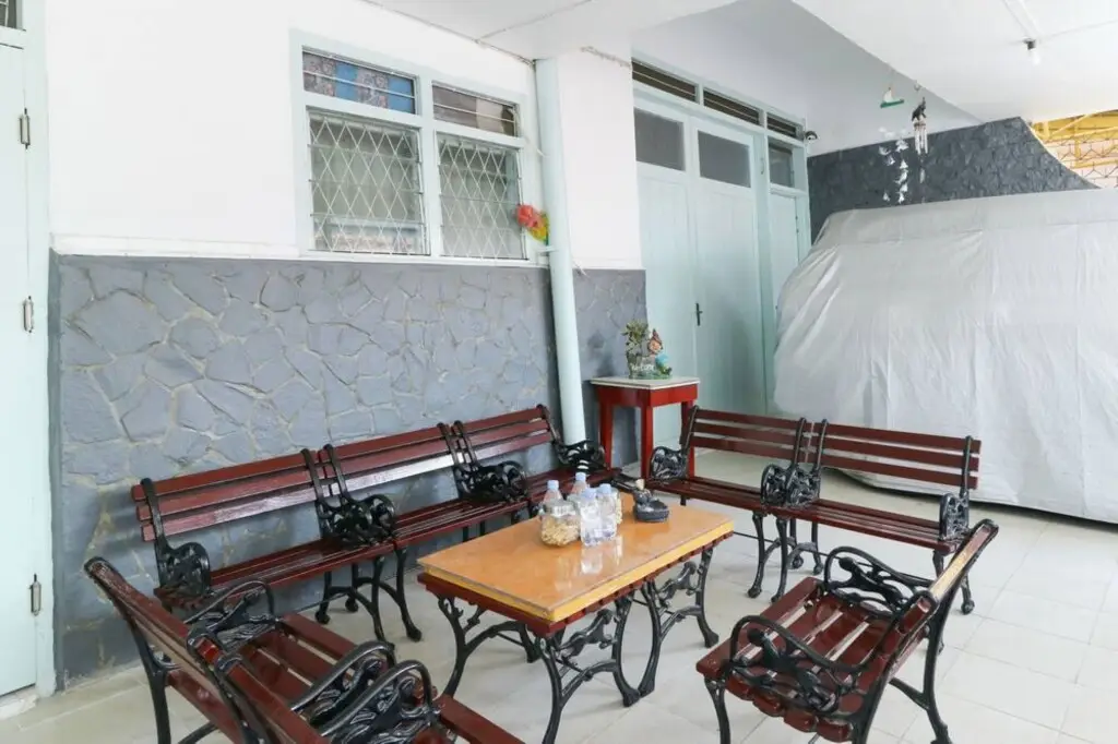 Маланг: Emy's Guesthouse