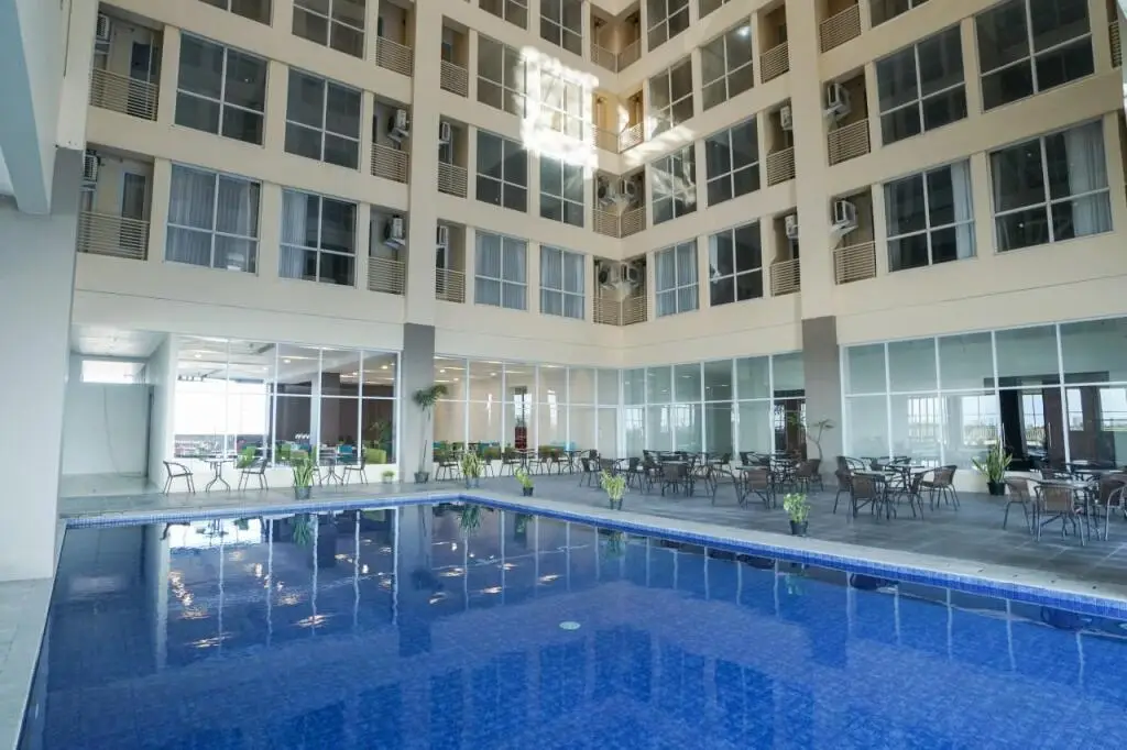 Сурабая: My Tower Hotel Surabaya