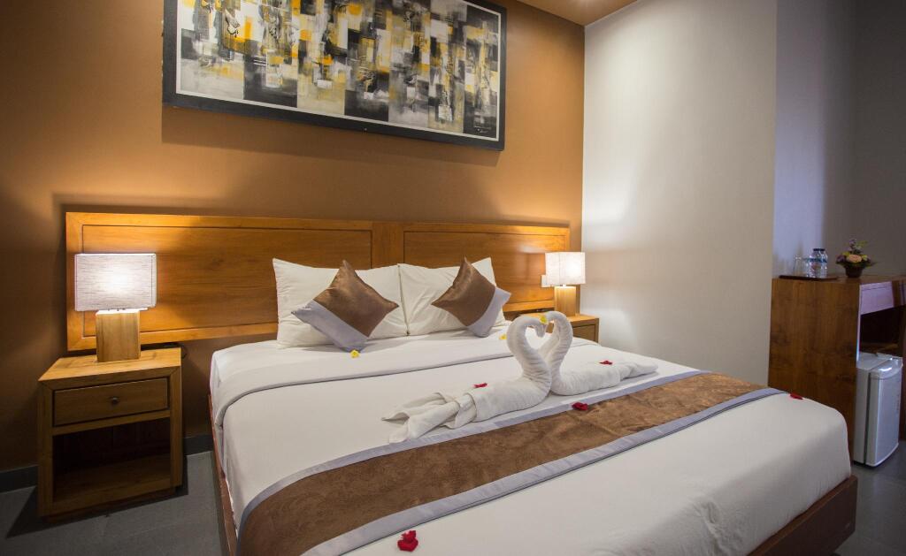 Керобокан: Curve Guest House