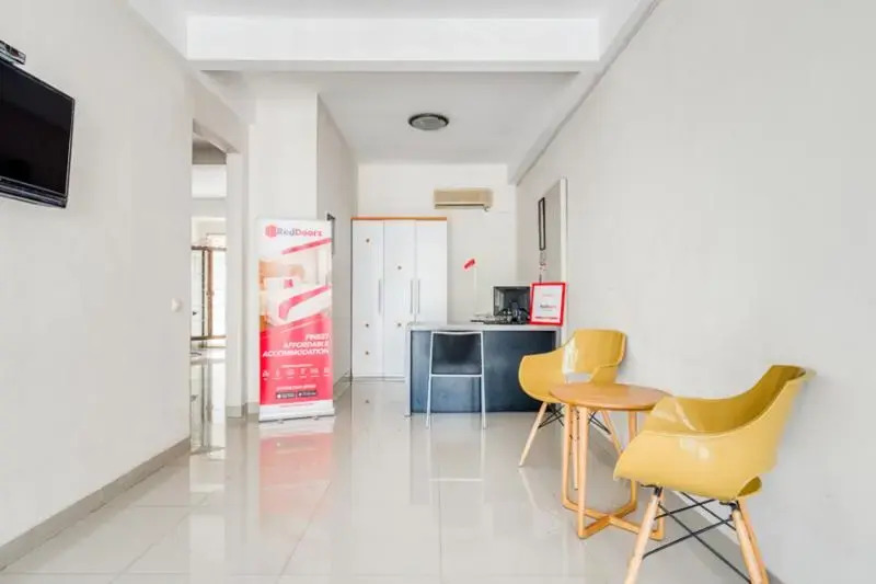Сурабая: RedDoorz near UNTAG Surabaya